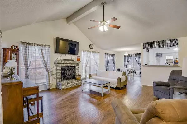 Grand Prairie, TX 75052,2813 White Oak Drive