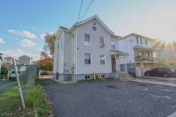 48-50 Orchard St, Elizabeth City, NJ 07208