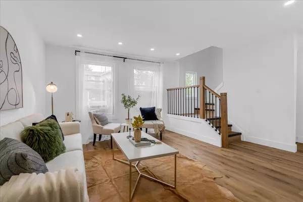 Hamilton, ON L8W 3C7,1255 Upper Gage AVE #10