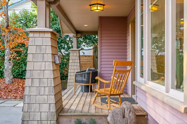 Comox, BC V9M 2X8,1610 Dogwood Ave