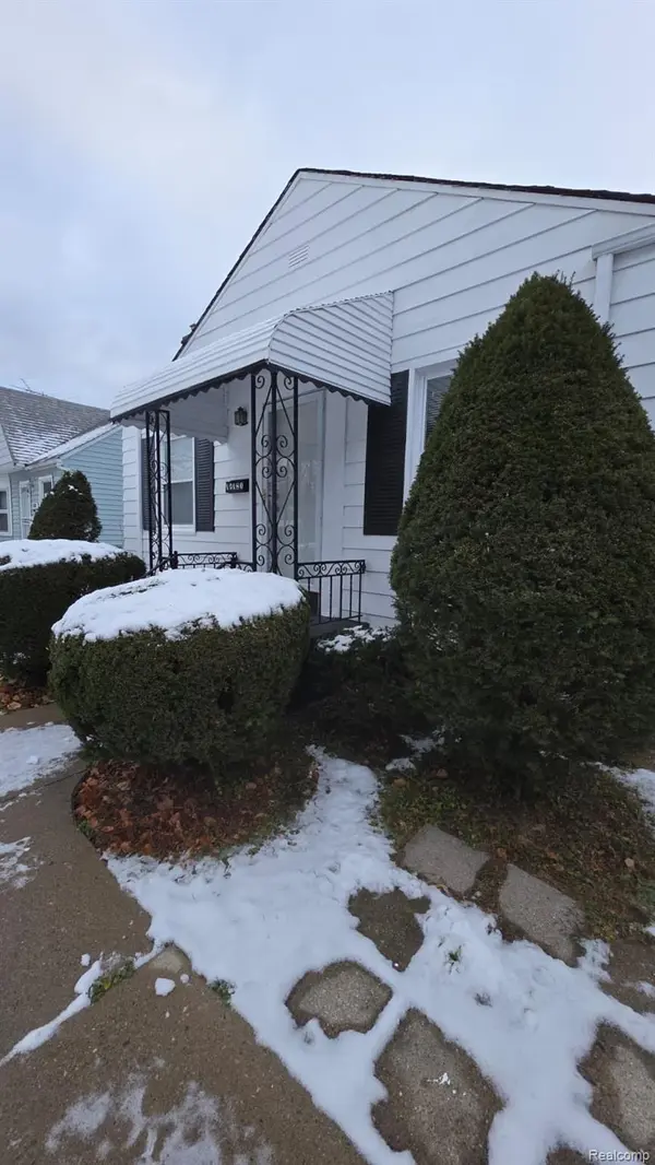 Detroit, MI 48224,12180 Wayburn ST