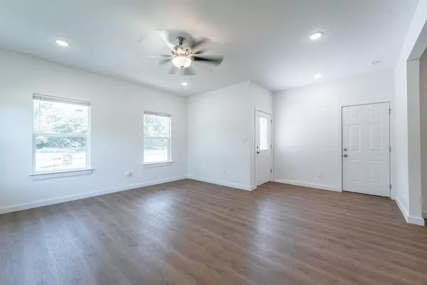 Greenville, TX 75401,901 Hemphill Street