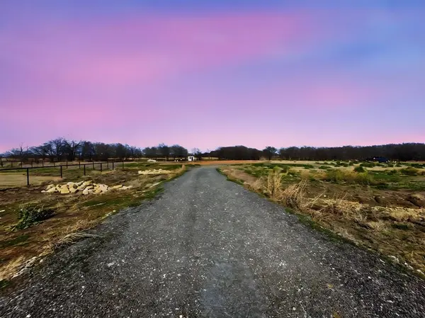 11106 FM 1173, Krum, TX 76249