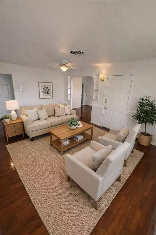 Fort Worth, TX 76103,1928 Oakland Boulevard