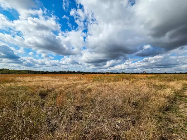 Bonham, TX 75496,1412 CR 3830