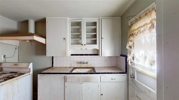 Fort Worth, TX 76110,3221 New York Avenue