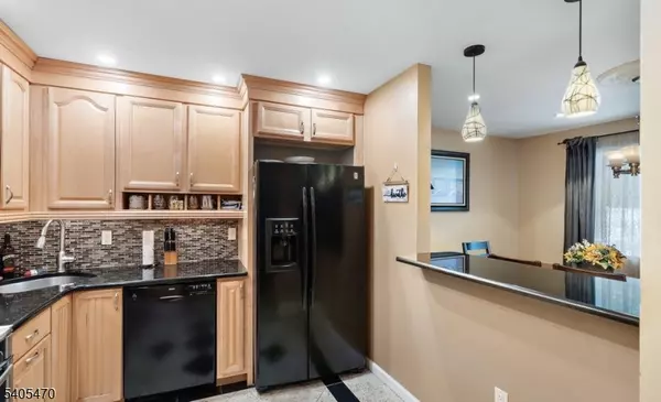 Howell Twp., NJ 07731,11 Desiree Ct