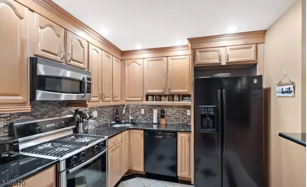 Howell Twp., NJ 07731,11 Desiree Ct