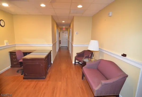 Flemington Boro, NJ 08822,32 Church Street