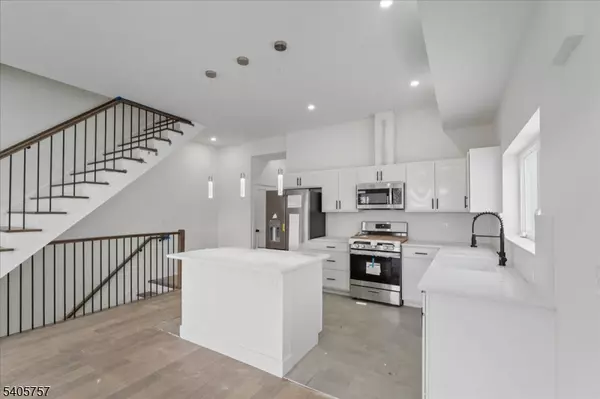 Irvington Twp., NJ 07111,365 21St St