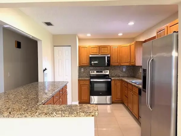 Sunrise, FL 33322,2562 NW 107TH AV