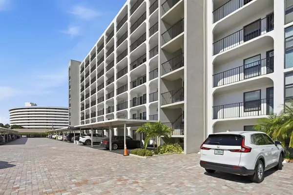 Deerfield Beach, FL 33441,1629 Riverview Rd #620