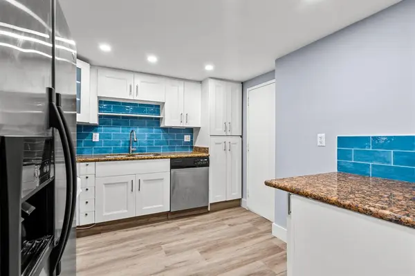 Sunny Isles Beach, FL 33160,500 Bayview Dr #2023