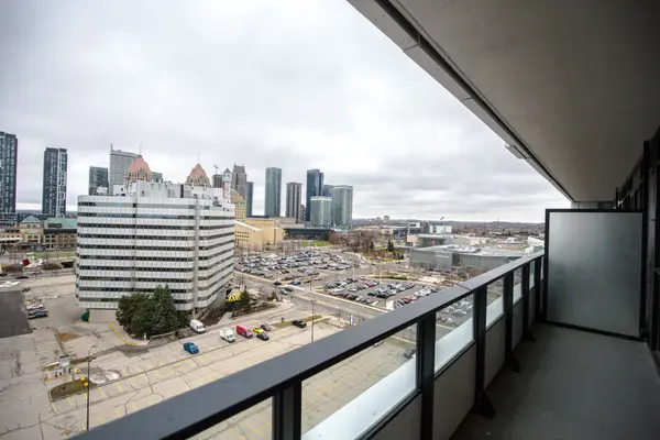 Mississauga, ON L5B 0N9,4015 The Exchange ST #1105