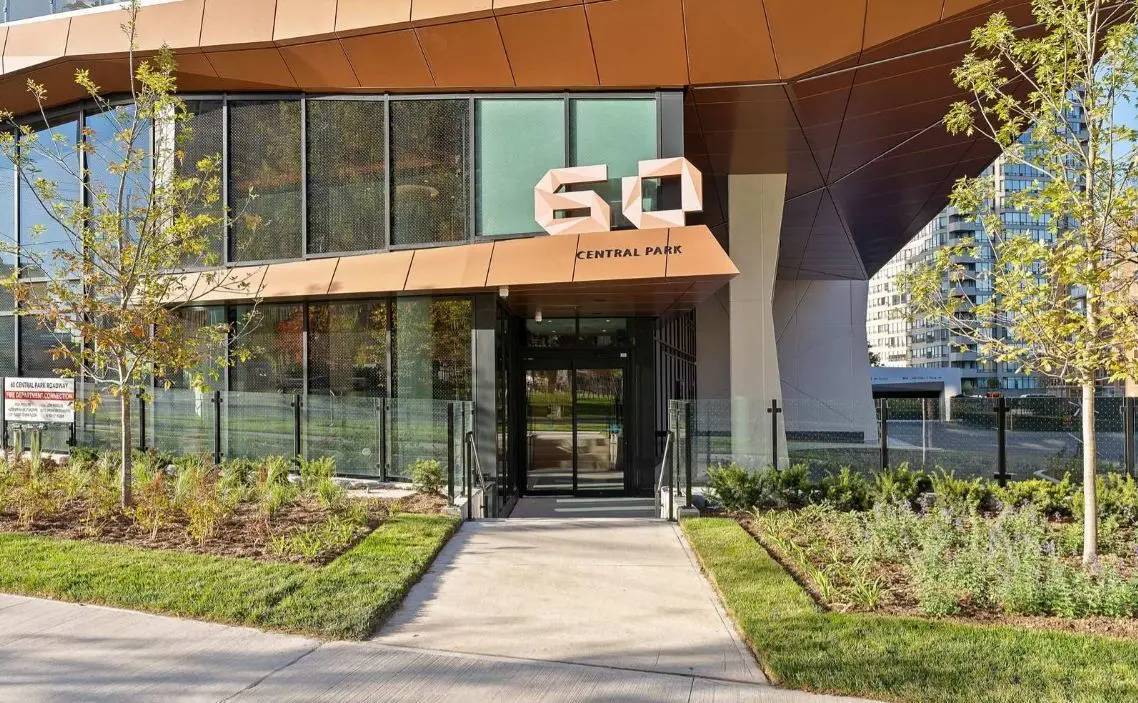 Toronto W08, ON M9A 0E6,60 Central Park Road WAY #209