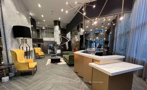 Oakville, ON L6M 4M2,395 Dundas ST W #LPH13