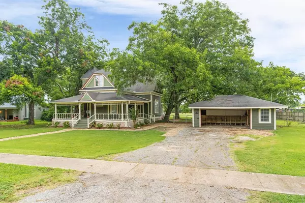 Howe, TX 75459,315 S Denny Street