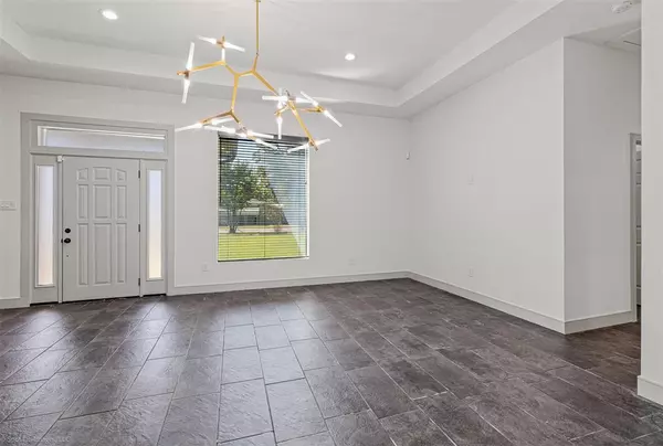 Van, TX 75790,369 Pine Chase Street