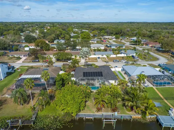 Port St Lucie, FL 34983,460 NE Cornwall Ave