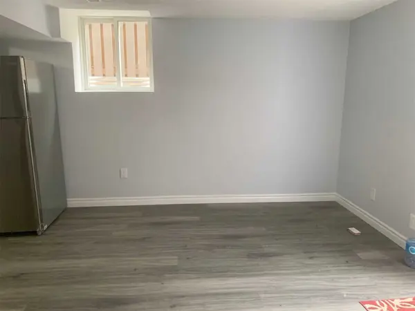 Oakville, ON L6M 4Y8,2054 Kingsridge DR #Bsmt