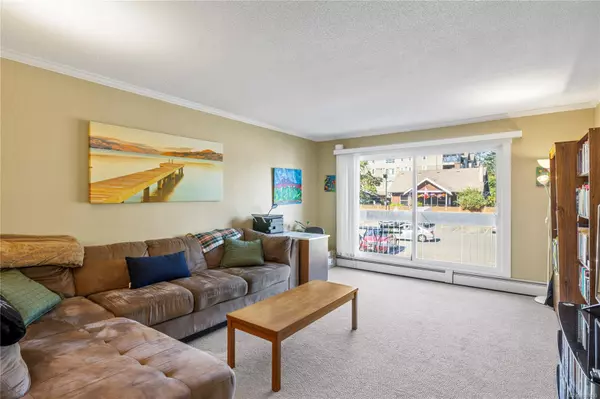 Parksville, BC V9P 1P5,255 Hirst Ave #209