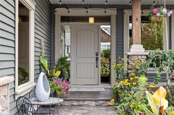 Ladysmith, BC V9G 0A7,654 Sanderson Rd