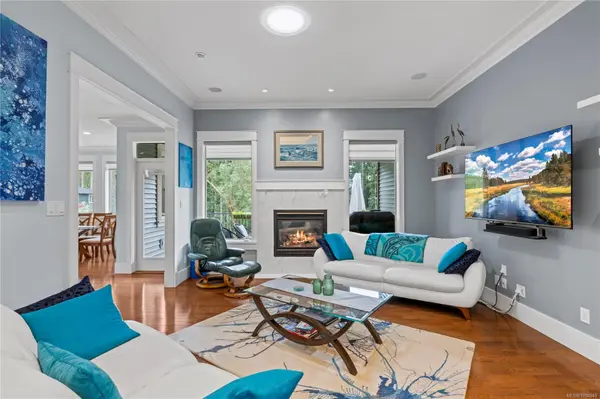 Ladysmith, BC V9G 0A7,654 Sanderson Rd