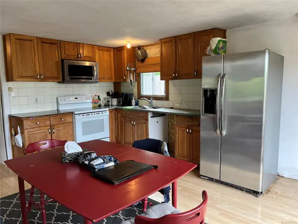 Ladysmith, BC V9G 1J5,5010 Grouhel Rd