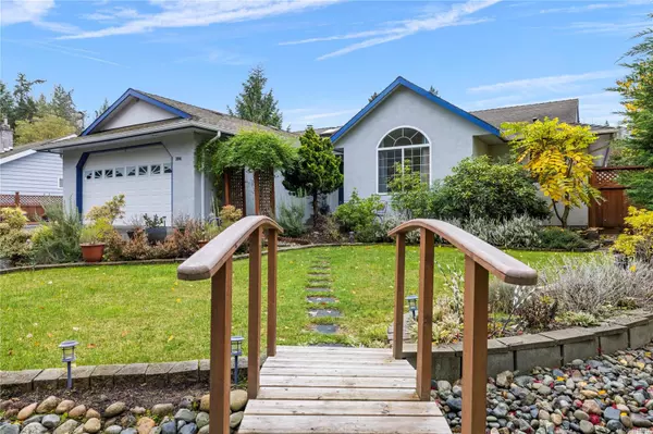 396 Aldous Rd,  Qualicum Beach,  BC V9K 1M1