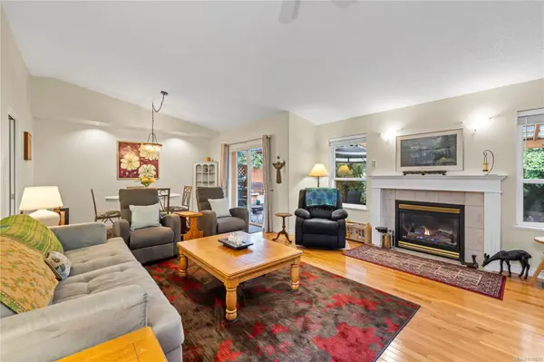 Qualicum Beach, BC V9K 1M1,396 Aldous Rd