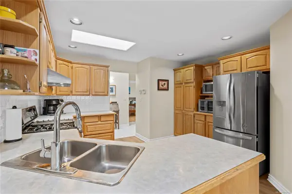 Qualicum Beach, BC V9K 1M1,396 Aldous Rd