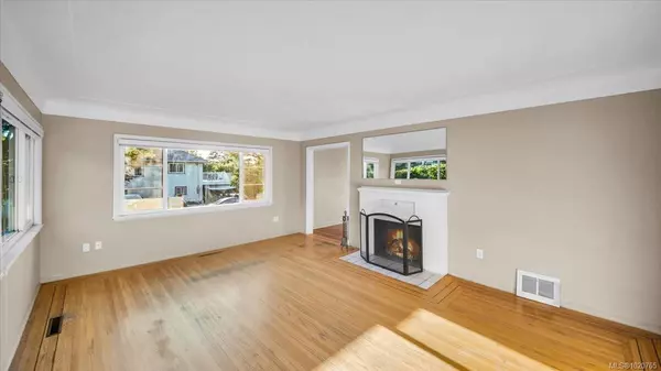 Victoria, BC V8T 2V1,1130 Finlayson St