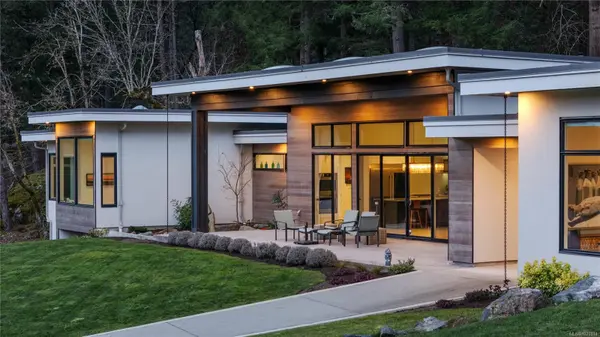 Saanich, BC V9E 2H7,5100 Jagtar's Way