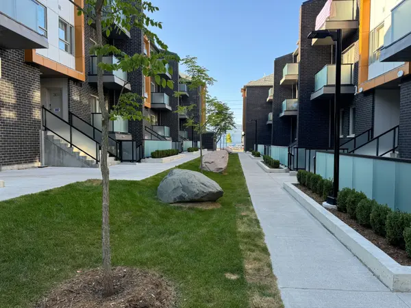 2789 Eglinton AVE E #412, Toronto E08, ON M1J 2E1