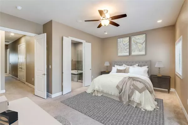 Dallas, TX 75204,3210 Carlisle Street #37