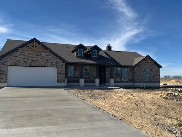 137 Moss Glen Lane, New Fairview, TX 76078