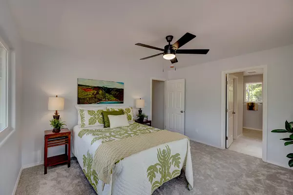 Volcano, HI 96785,11-3971 NAHELENANI ST