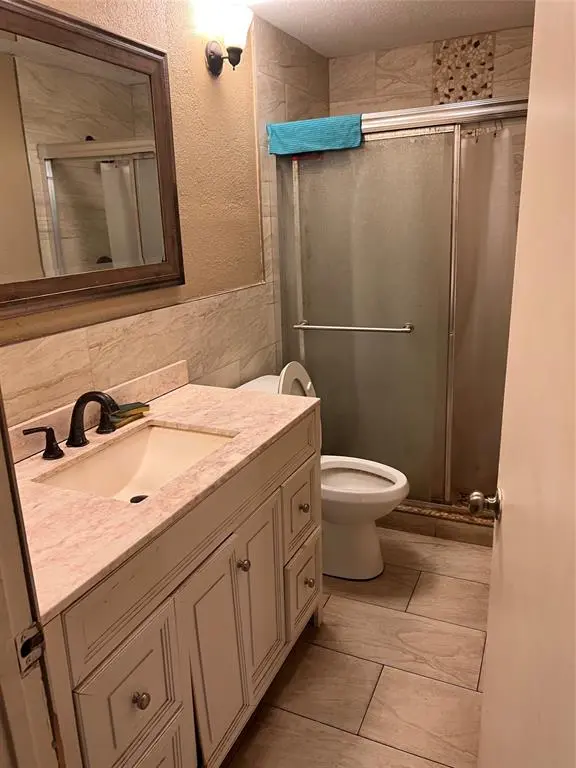 Fort Pierce, FL 34950,2008 Easter Ave