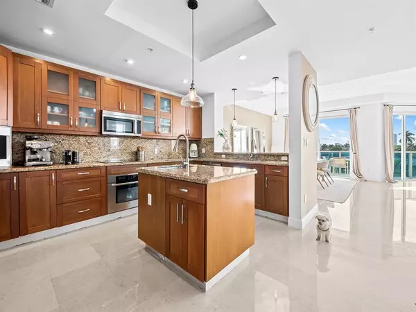 Fort Lauderdale, FL 33301,516 Hendricks Isle #4C