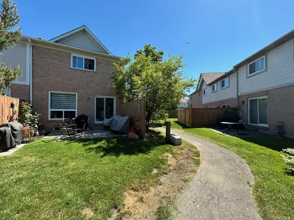 Mississauga, ON L5M 5Z9,5958 Greensboro DR #14