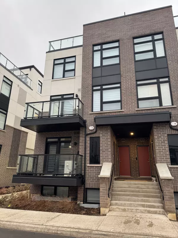 1577 Rose WAY #101, Milton, ON L9E 1N4