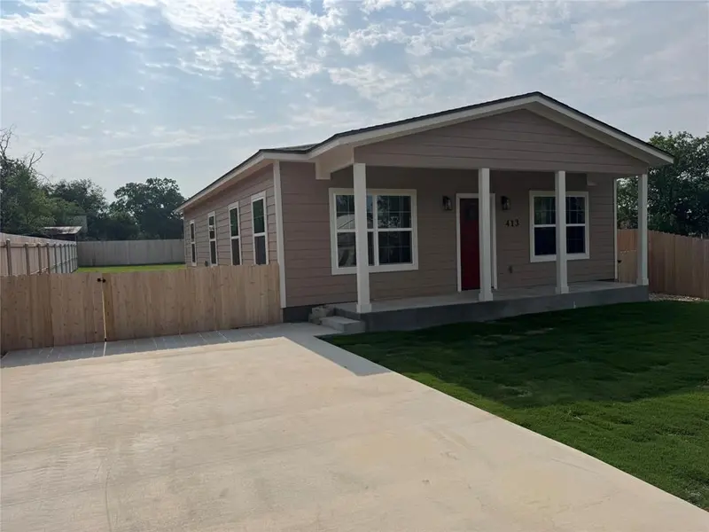 413 Fifth Street, Blanket, TX 76432