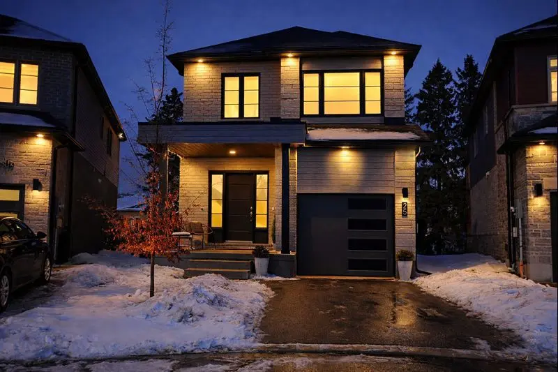 Guelph, ON N1G 4X2,25 Ferris CIR