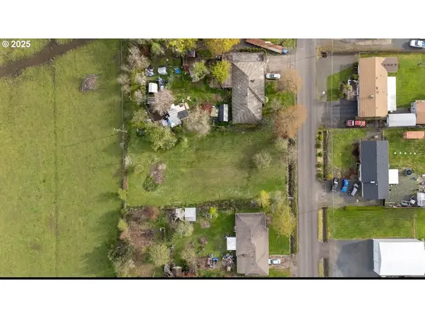 Lebanon, OR 97355,500 View LN