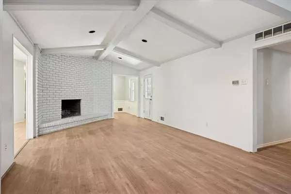 Dallas, TX 75218,12124 Dixfield Drive