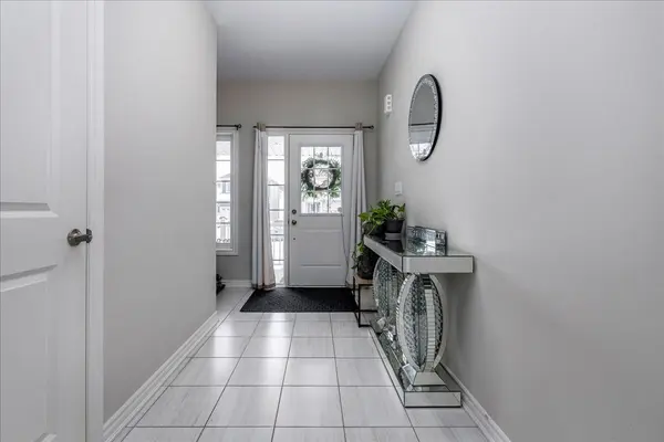 Clearview, ON L0M 1S0,207 Cubitt ST