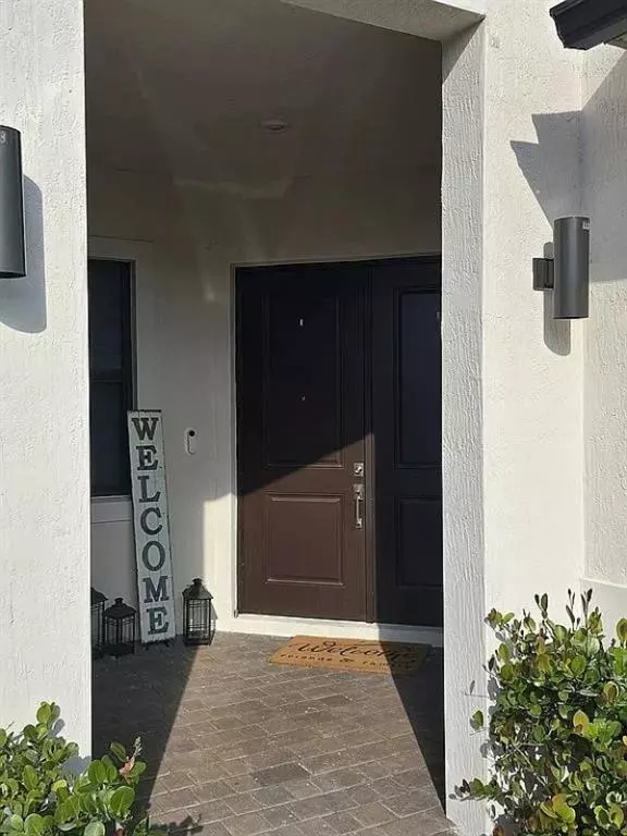 Miramar, FL 33029,4366 SW 174th Ave