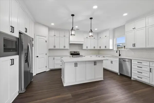 Mabank, TX 75147,117 Bexar Street