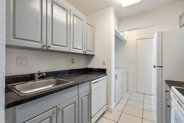 Coral Springs, FL 33065,11583 NW 42nd ST #11583