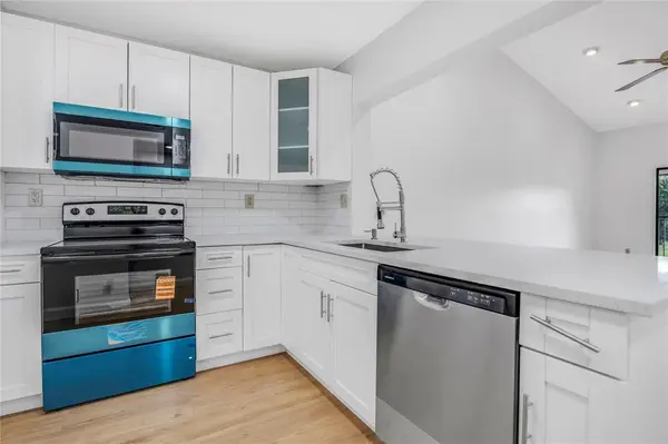 Coconut Creek, FL 33066,3211 S Carambola Cir S #23106